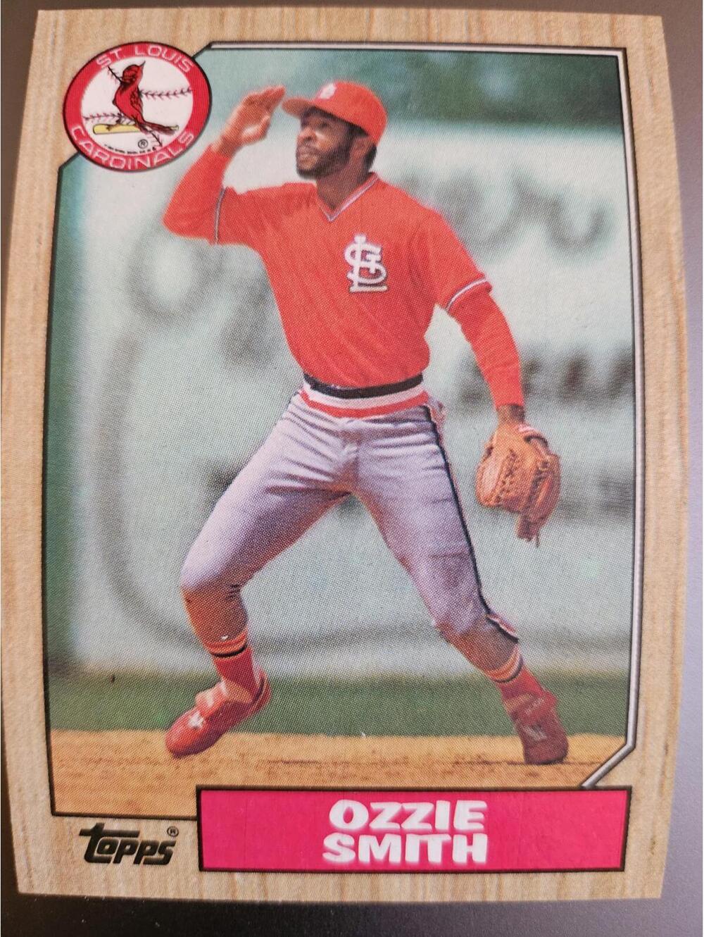 Ozzie Smith - HOF - 1987 Topps  #749 - Cardinals - RAW Mint